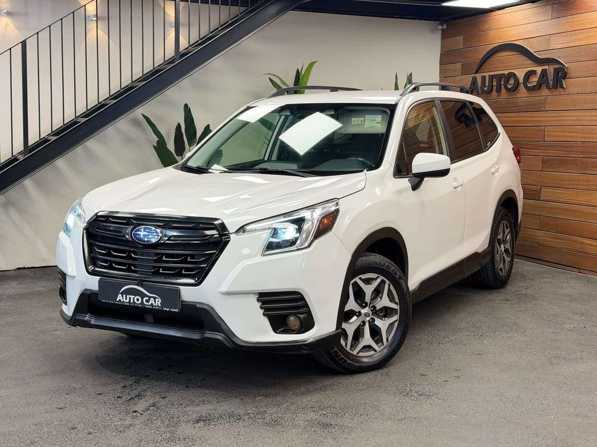 סובארו FORESTER שנהב לבן