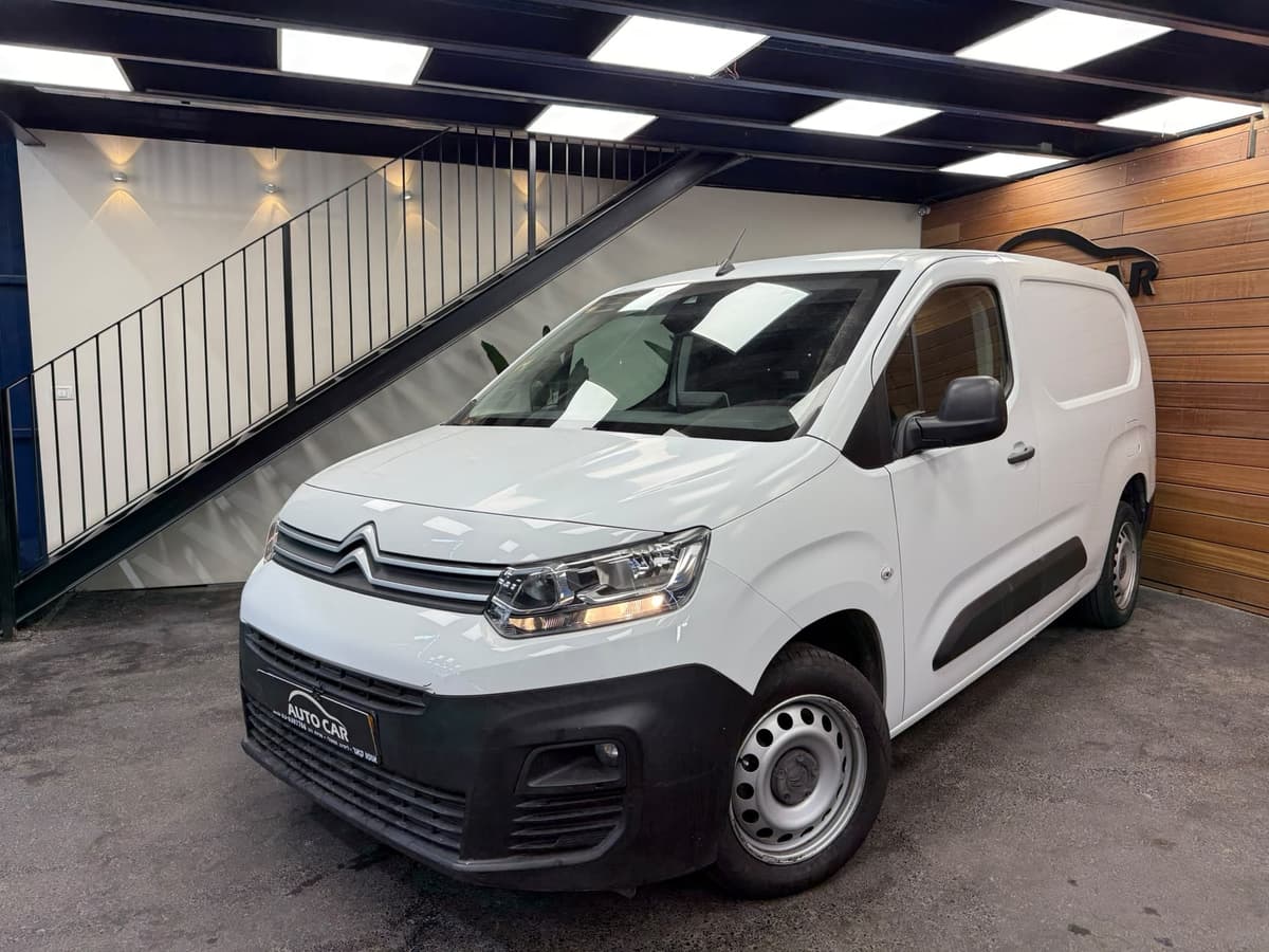 סיטרואן BERLINGO שנהב לבן