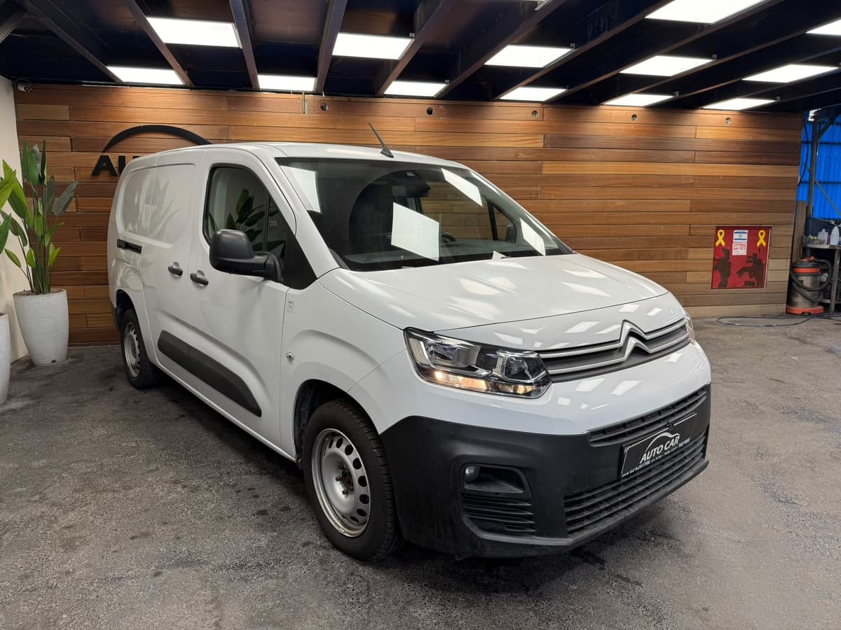 סיטרואן BERLINGO שנהב לבן