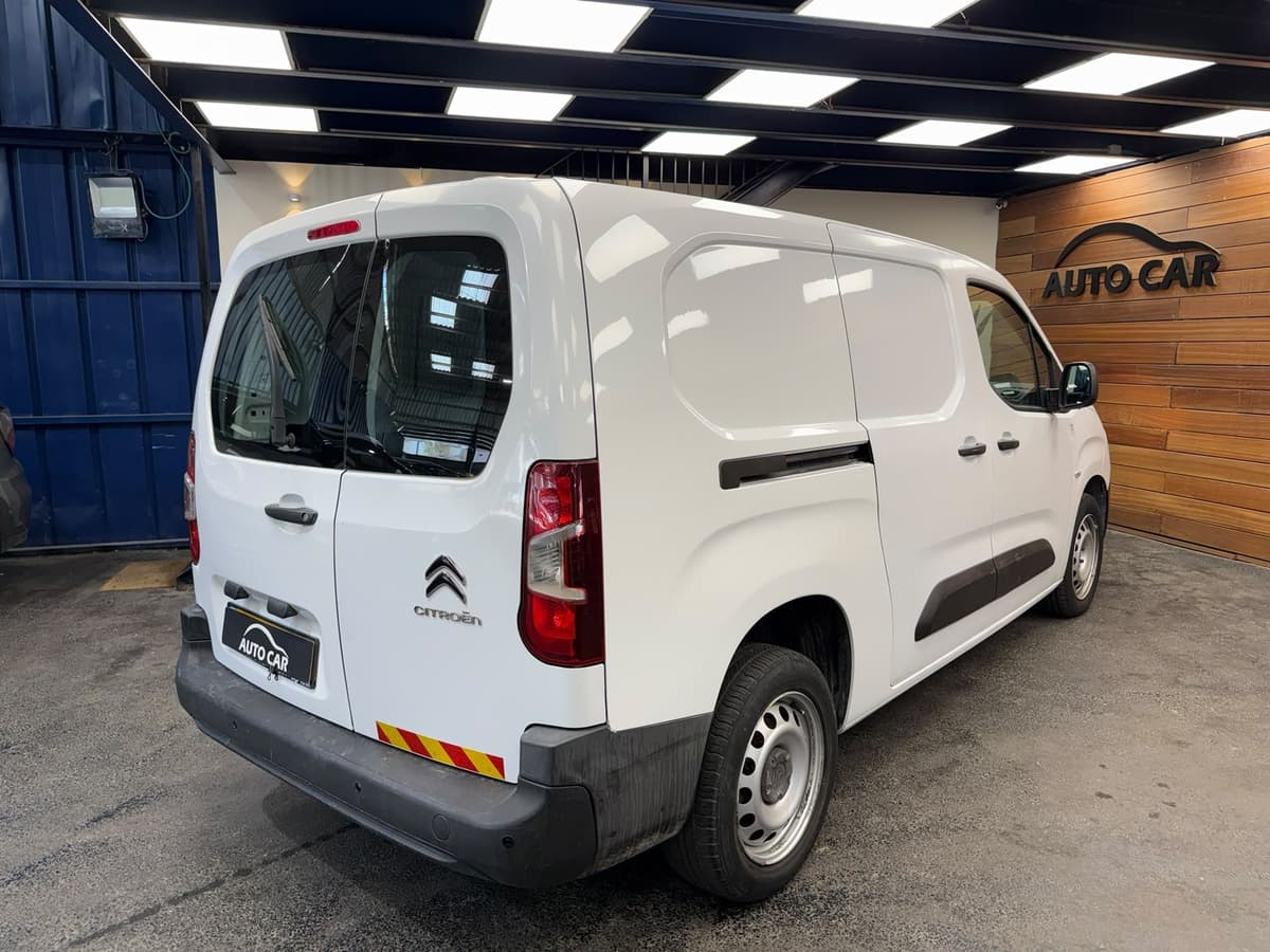 סיטרואן BERLINGO שנהב לבן